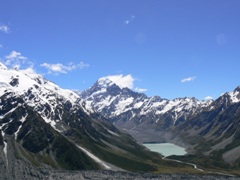 Mt Cook from the Sealy Tarn Mt Cook from the Sealy Tarn